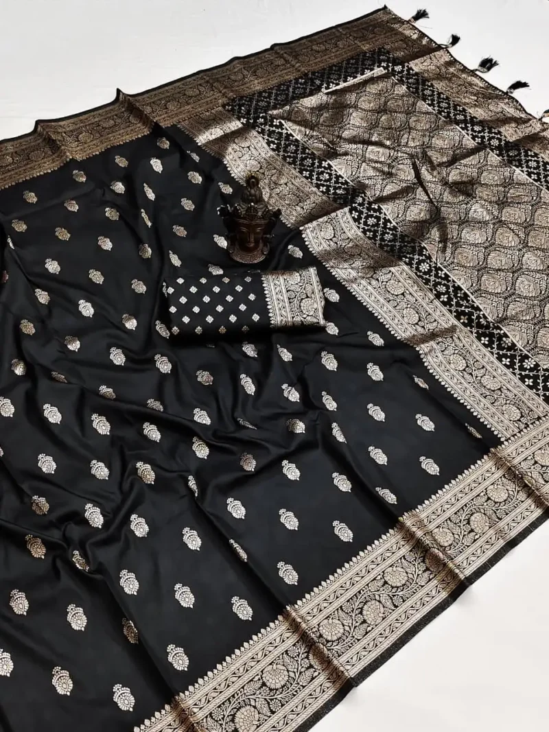 Black Pure Banarasi Silk Saree with Zari Woven Pallu