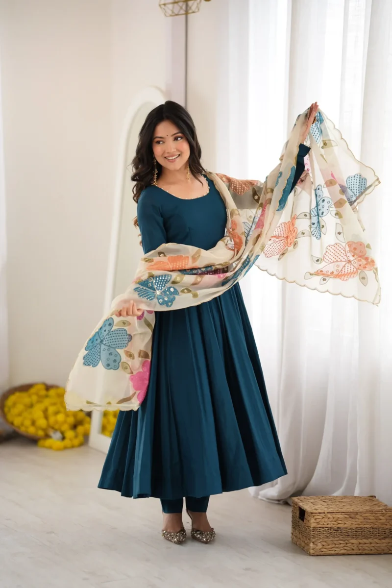 Teal Blue Pure Romansilk Anarkali Gown dupatta look